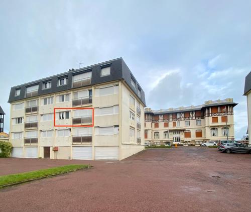 Budynek, w którym mieści się apartament