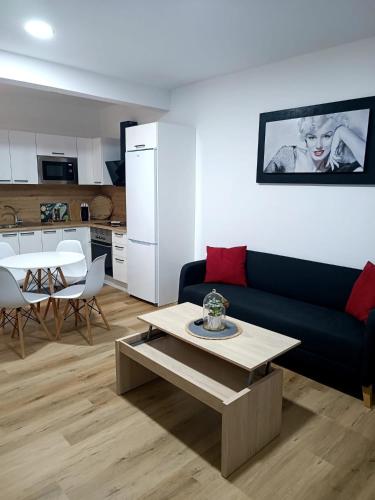 Fuerte Vibes Guest House In Corralejo