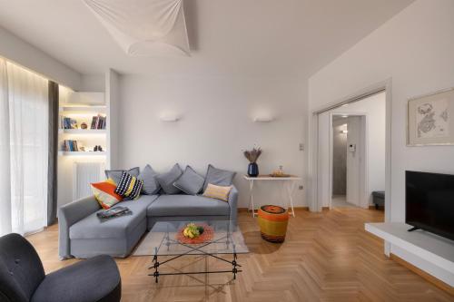 Modern Apartment in Acropolis Area