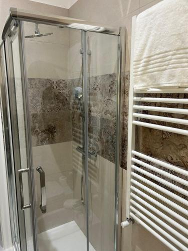 Bilik mandi di B&B Girasoli
