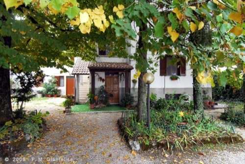 a small gazebo in front of a house at Stella Polare B&B in Rieti
