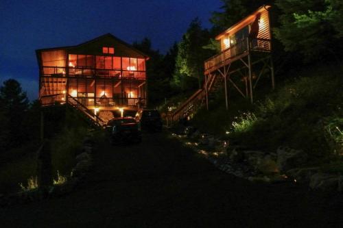 Bangunan di mana terletaknya rumah percutian