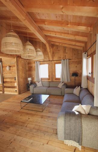 CHEZ NONNA - Charmant demi-chalet à la montagne