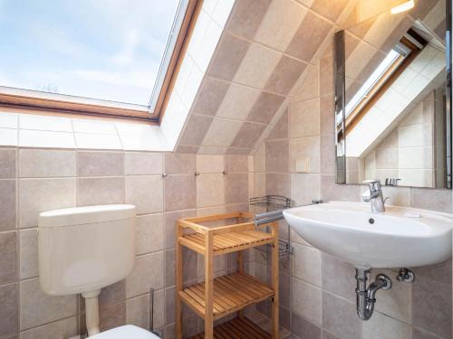 Koupelna v ubytování Ferienhaussiedlung Strandperlen Sanddornhof 4a (Typ IX)