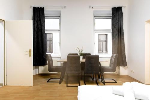 Royal-Haven Apartment