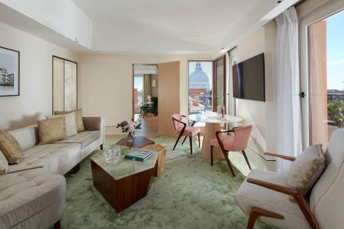 Posezení v ubytování The St. Regis Venice