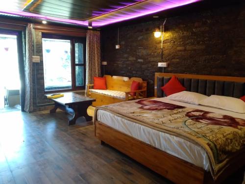 Postel nebo postele na pokoji v ubytování Nature Villaas BASA HOMESTAY