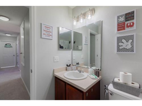 Themed 6BD Home with Pool - Near Orlando Attractions photo 109