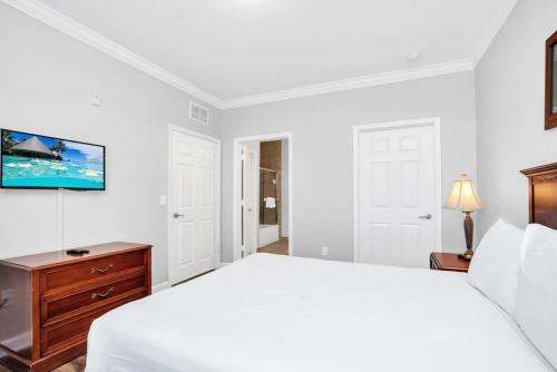 Spacious, Updated, 2 Bedroom Condo in Gated Resort Community photo 22