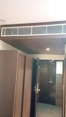 Bilik mandi di Hotel Sri Capital Residency