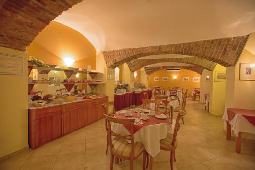 Restaurace v ubytování Hotel Tyl