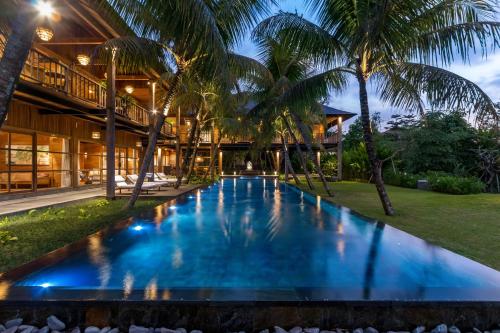 Bazén v ubytování RÜSTERS Ubud Estate nebo v jeho okolí
