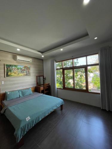 Кровать или кровати в номере CHILL HOUSE by the beach