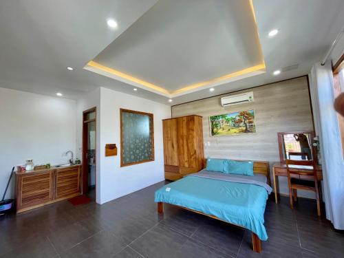 Кровать или кровати в номере CHILL HOUSE by the beach