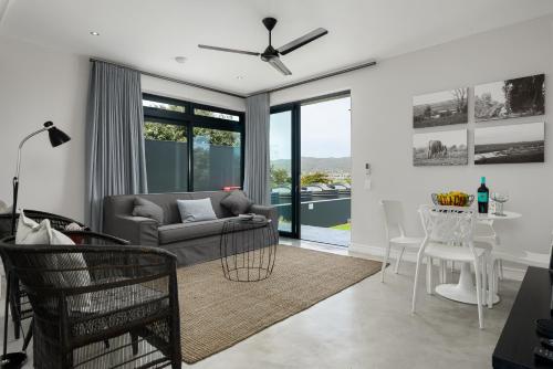 Ruang duduk di Sunset Splendour Guesthouse