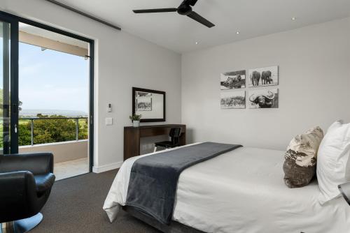 Katil atau katil-katil dalam bilik di Sunset Splendour Guesthouse