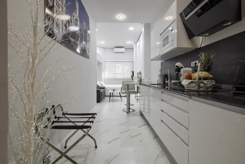 Lovely Apartment in Gran Via Madrid
