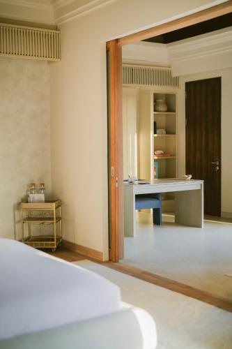Ein Bett oder Betten in einem Zimmer der Unterkunft Poco Poco villas by Aayan