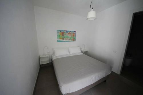 Gallery image of RAL 7039 in Numana