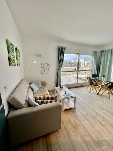 Luxury Sea View Apartment with 2 Terraces