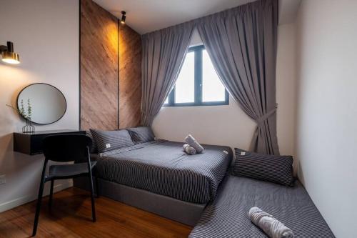 NEW M Vertica 3Bedroom 8Pax Infinity Pool MRT zhong wen fang dong