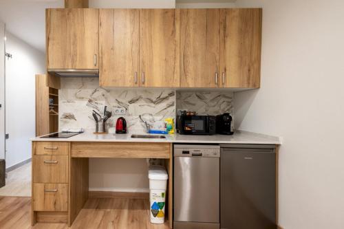 Accessible and renovated- 1Bedroom 1Bath- Justice