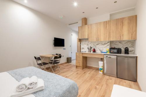 Accessible and renovated- 1Bedroom 1Bath- Justice