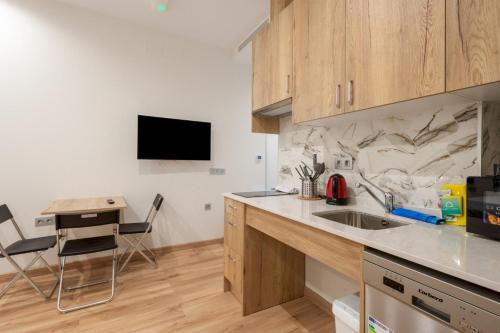 Accessible and renovated- 1Bedroom 1Bath- Justice