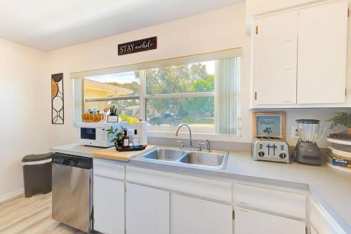 Gallery image of Largo Beach House in Largo