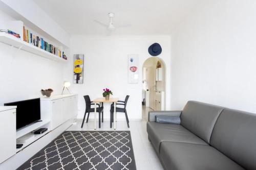 Apartamento Playa San Juan. WIFI