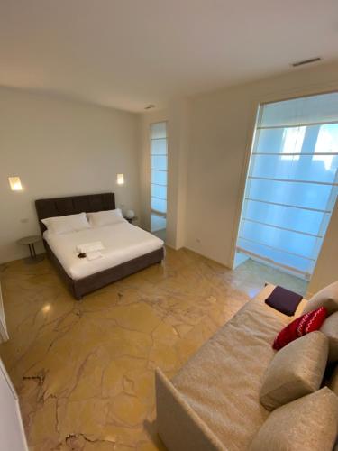 Katil atau katil-katil dalam bilik di Luxury House With Parking