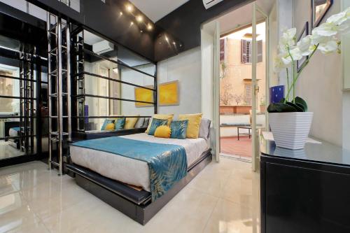 Charming loft with terrace at the Quirinale