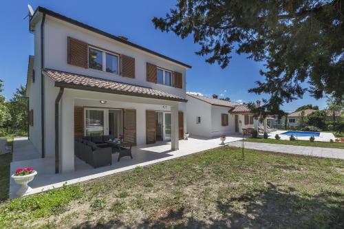 Villa Ana Labin for 12 person with 6 bedrooms & private pool