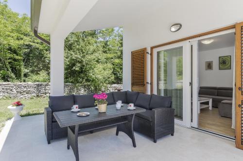 Villa Ana Labin for 12 person with 6 bedrooms & private pool