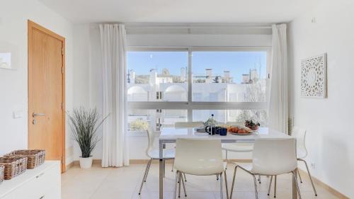 Penthouse Apartment N