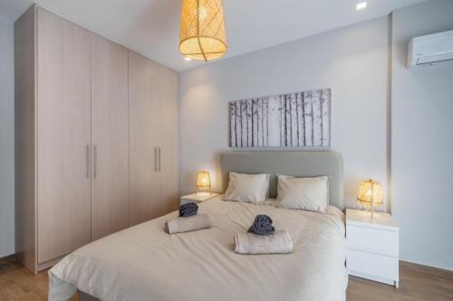 Glyfada Diamond Residence - 3 Master Bedrooms