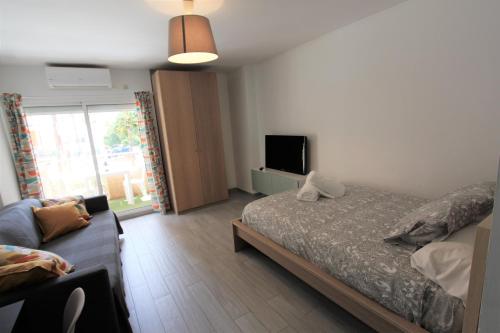 Estudio 19 Minerva APARTAMENTOS-PISCINA365-PLAYA-WIFI