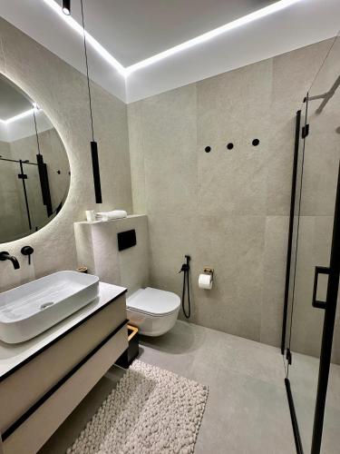 Bilik mandi di Other Apartments