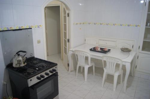 Een keuken of kitchenette bij villa sofia - NON DISPO