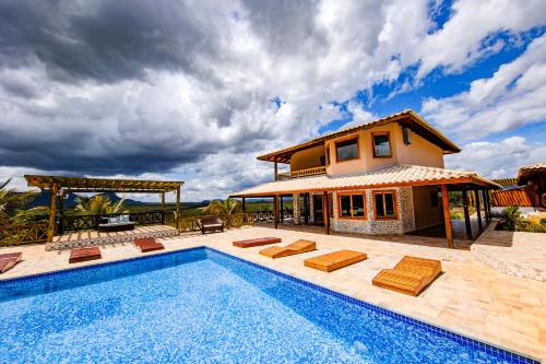 Πισίνα στο ή κοντά στο Villa Annapurna