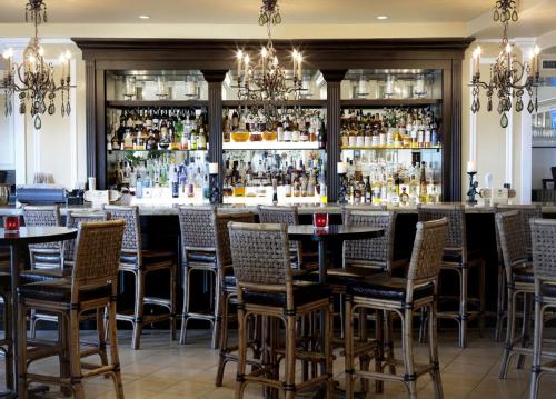 The lounge or bar area at La Playa Beach & Golf Resort, a Noble House Resort