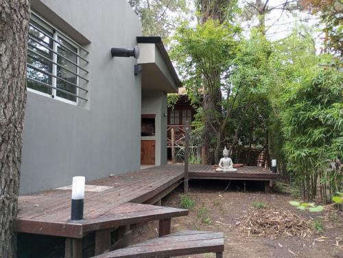 Casa Buda – Casa en Villa Gesell Casa Buda – Casa en Villa Gesell