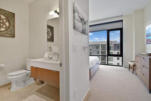 The Butterfly Pods - contemporary off-grid cabins - PodHopping - Off-Grid Penthouse Apartments With Hot Tubs