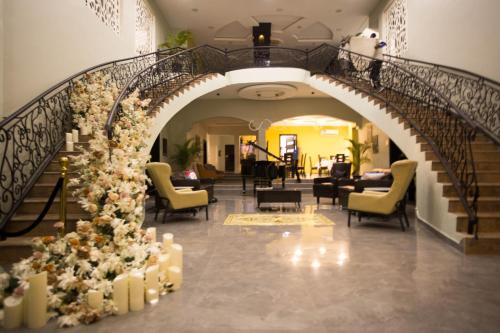 ED&DRE Luxuria Hotel – Photos 5