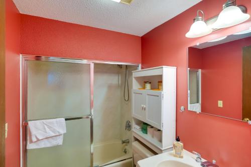 a bathroom with a shower and a sink at Bromley Mountain Escape with 2 Balconies Hike and Ski in Peru