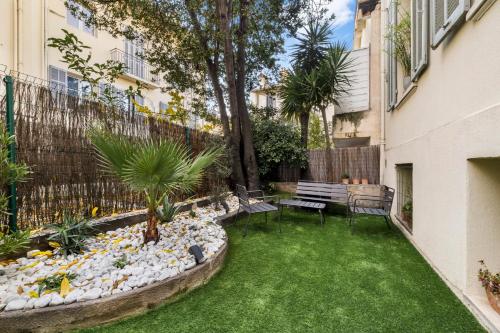 Photo de la galerie de l'établissement Appartement Disegno with private garden - Welkeys, à Cannes