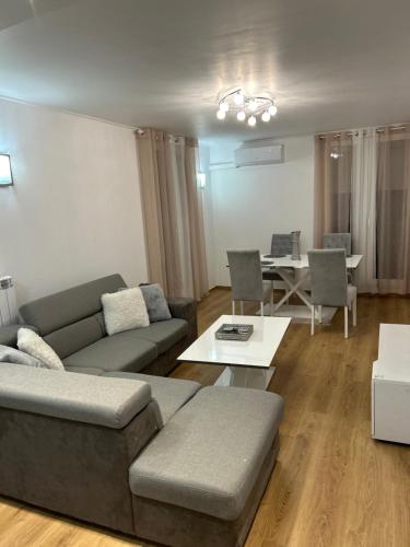 Photo de la galerie de l'établissement Les amandiers, à Istres