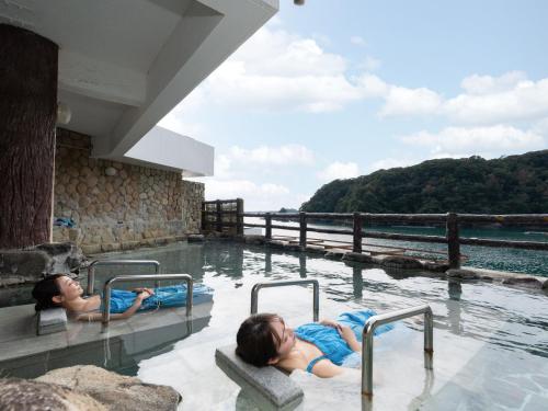 旅館の近くで見られる自然の景観