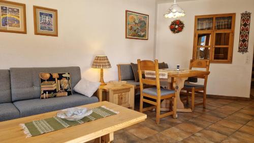 Chesa Bellaval, Haus Rizza 1 1 2-Zimmerwohnung