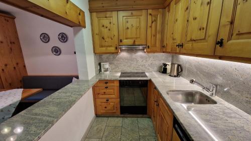 Chesa Bellaval, Haus la Vuolp 2 1 2 - Zimmerwohnung
